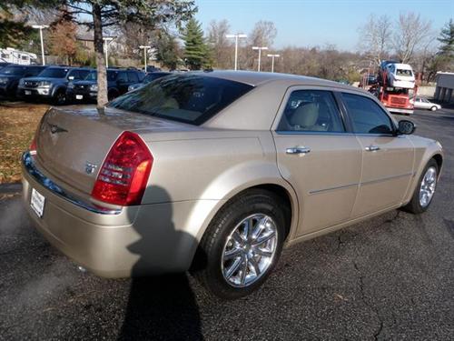 Chrysler 300C 2007 photo 2