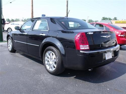 Chrysler 300C 2008 photo 3