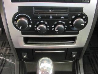 Chrysler 300C 2008 photo 2