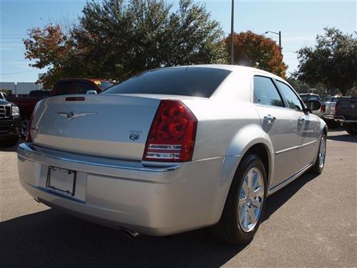 Chrysler 300C 2008 photo 1