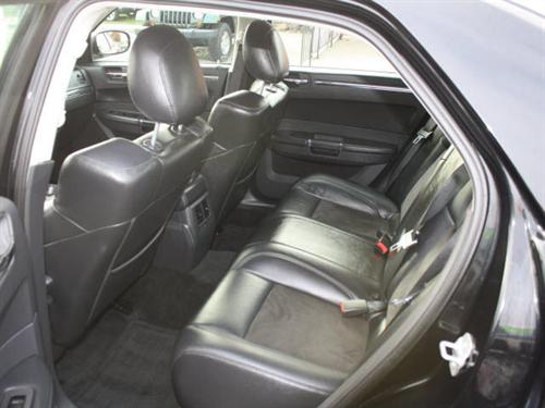 Chrysler 300C 2008 photo 3