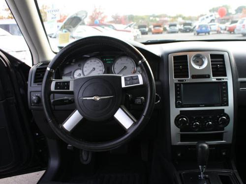 Chrysler 300C 2008 photo 4