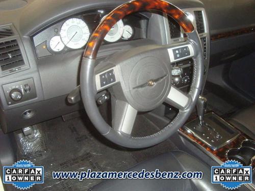 Chrysler 300C 2008 photo 2
