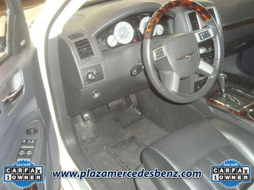 Chrysler 300C 2008 photo 3