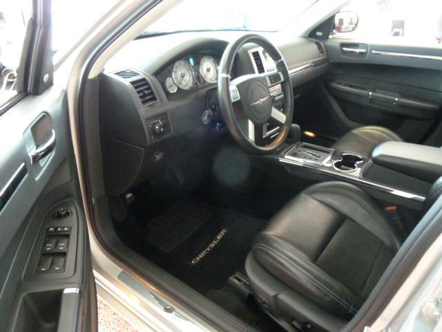 Chrysler 300C 2008 photo 2