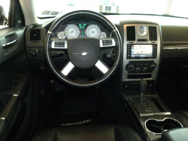 Chrysler 300C 2008 photo 4
