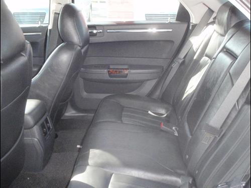 Chrysler 300C 2008 photo 1