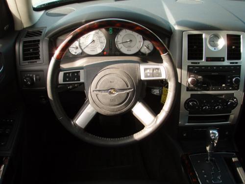 Chrysler 300C 2008 photo 1