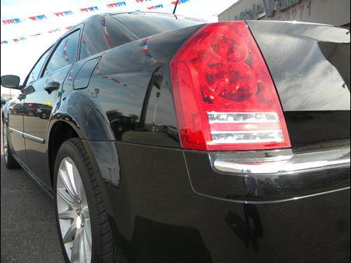 Chrysler 300C 2008 photo 4