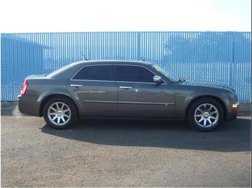 Chrysler 300C 2008 photo 3