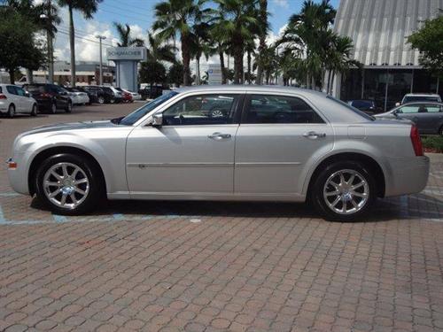 Chrysler 300C 2008 photo 1