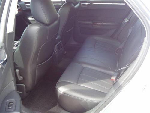 Chrysler 300C 2008 photo 3