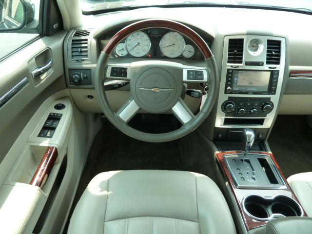 Chrysler 300C 2008 photo 4
