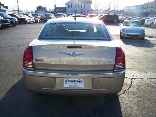 Chrysler 300C 2008 photo 1
