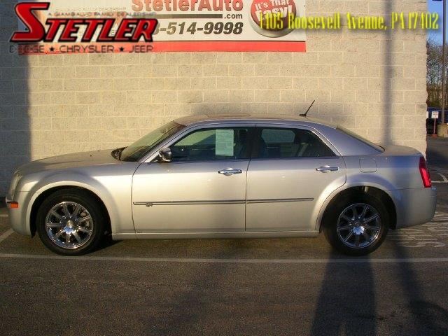 Chrysler 300C Touring PKG RES W/nav Sedan