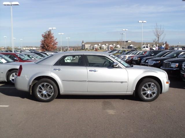 Chrysler 300C Unknown Sedan