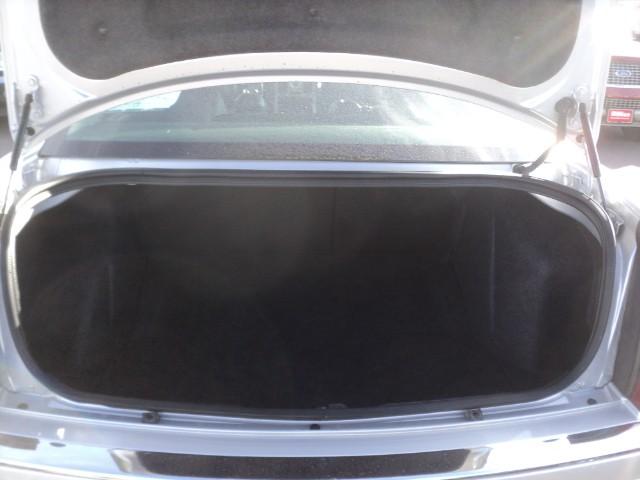Chrysler 300C 2008 photo 2