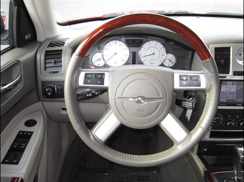 Chrysler 300C 2008 photo 1