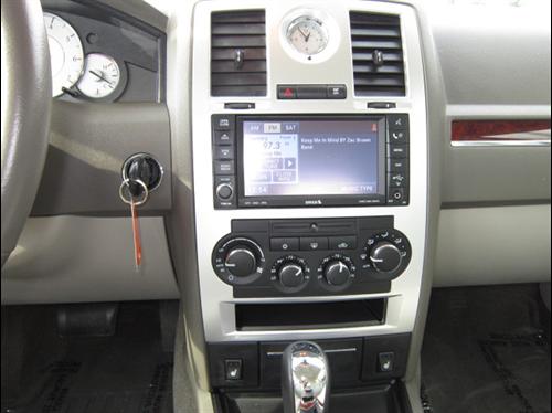 Chrysler 300C 2008 photo 5
