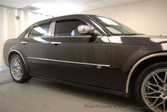 Chrysler 300C 2008 photo 3