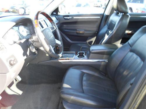 Chrysler 300C 2008 photo 4