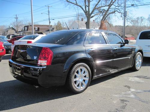 Chrysler 300C 2008 photo 2