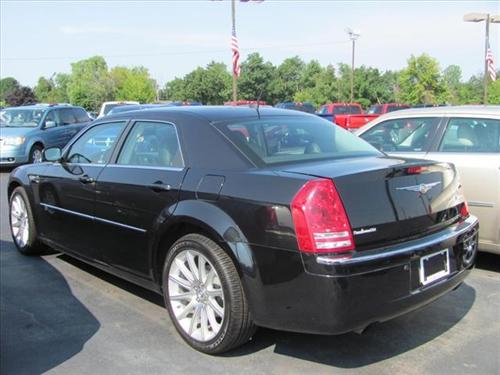 Chrysler 300C 2008 photo 1