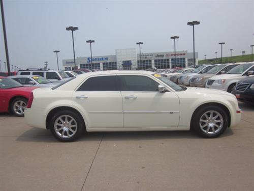 Chrysler 300C 2008 photo 4