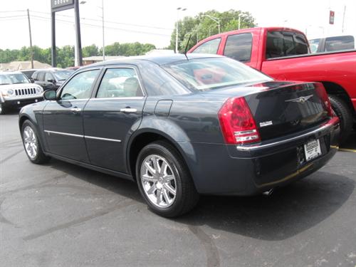 Chrysler 300C 2008 photo 4