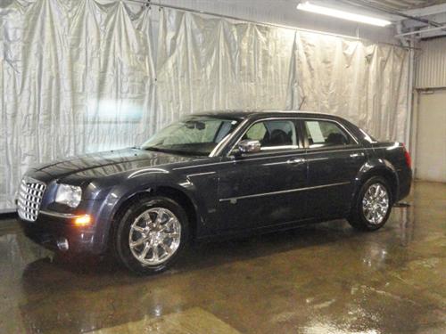 Chrysler 300C 2008 photo 2