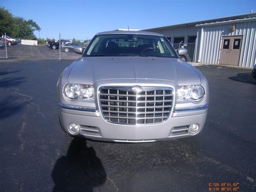 Chrysler 300C 2008 photo 3