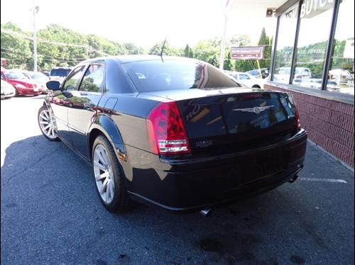 Chrysler 300C 2008 photo 2