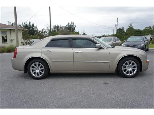 Chrysler 300C 2008 photo 1