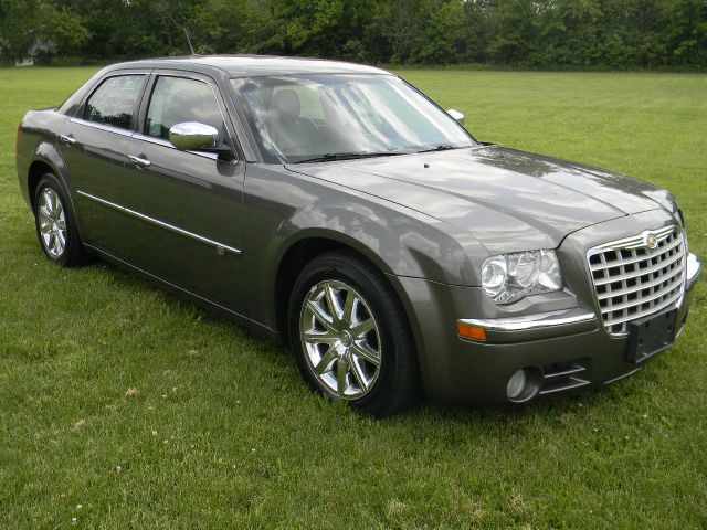 Chrysler 300C 2008 photo 24