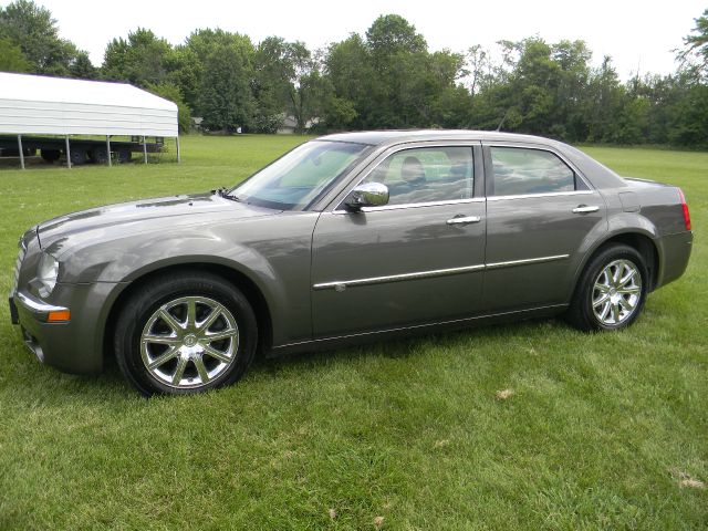 Chrysler 300C 2008 photo 28