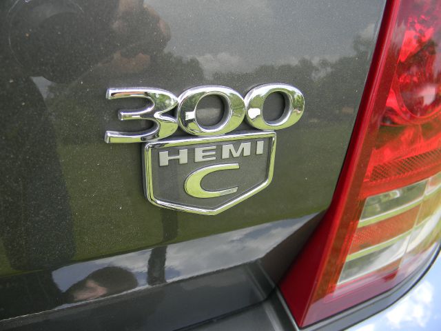 Chrysler 300C 2008 photo 4