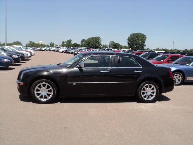 Chrysler 300C C320w Sedan