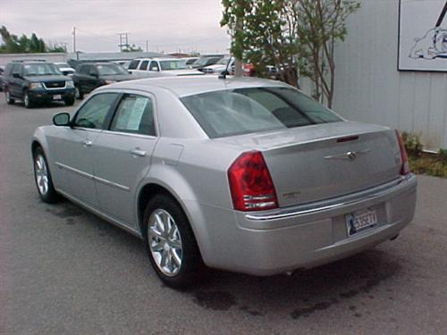Chrysler 300C 2008 photo 3
