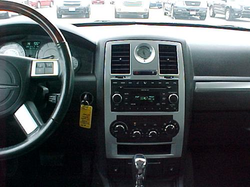 Chrysler 300C 2008 photo 4