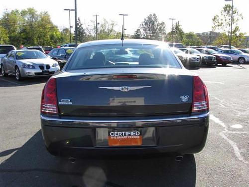 Chrysler 300C 2008 photo 3