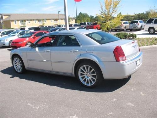 Chrysler 300C 2008 photo 4