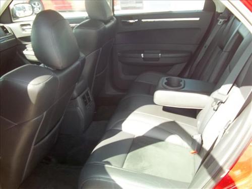 Chrysler 300C 2008 photo 5
