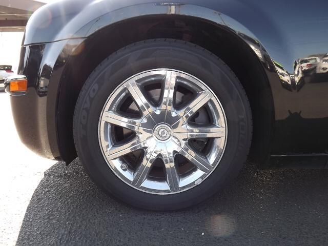 Chrysler 300C 2008 photo 3