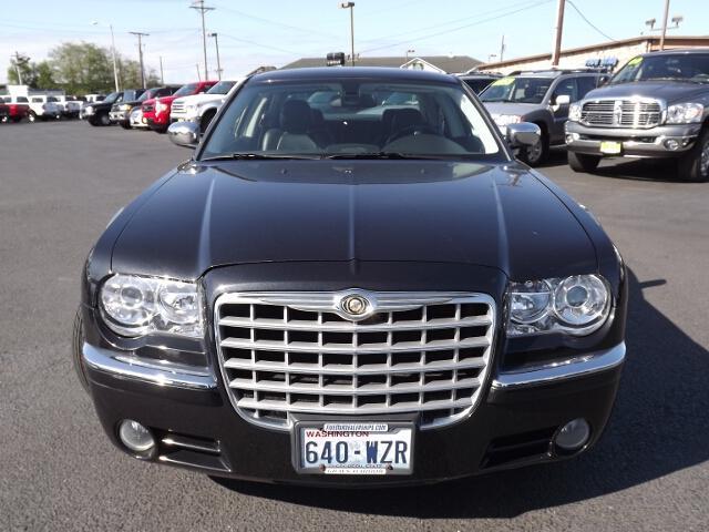 Chrysler 300C 2008 photo 4