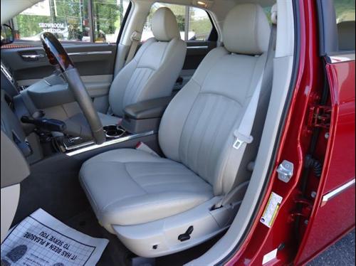 Chrysler 300C 2008 photo 3