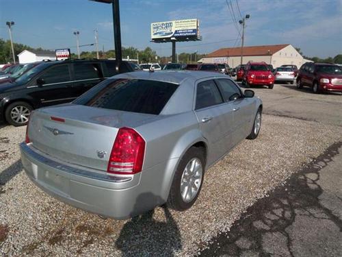 Chrysler 300C 2008 photo 1