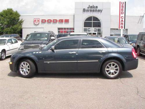 Chrysler 300C 2008 photo 2