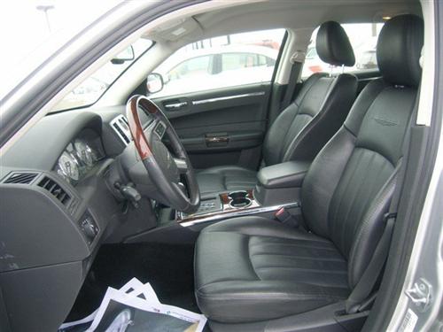 Chrysler 300C 2008 photo 1