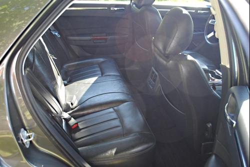 Chrysler 300C 2008 photo 2