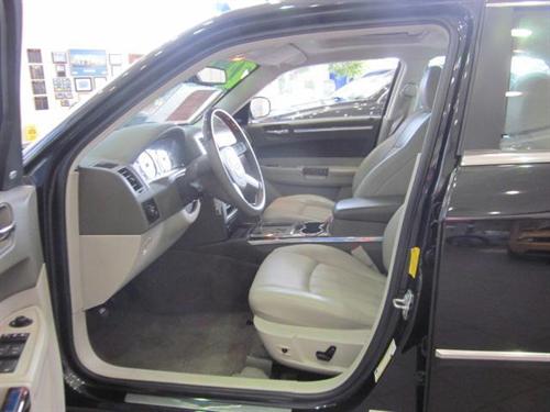 Chrysler 300C 2008 photo 1